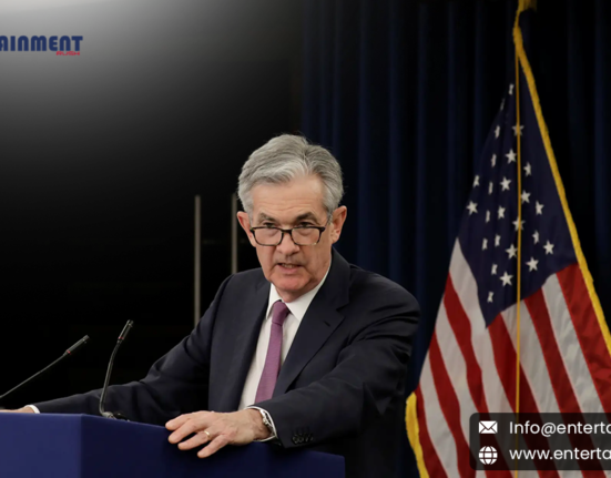 Fed Chair Powell Acknowledges Cooling Inflation, Avoids Speculating on Rate Cut Timing