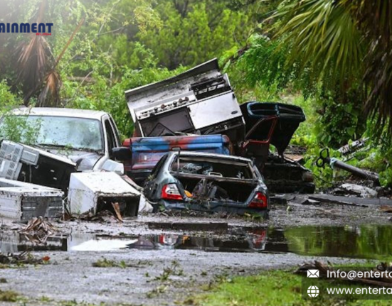 "Aftermath of Hurricane Helene: Florida Hit, Threats Loom for Georgia and Carolinas